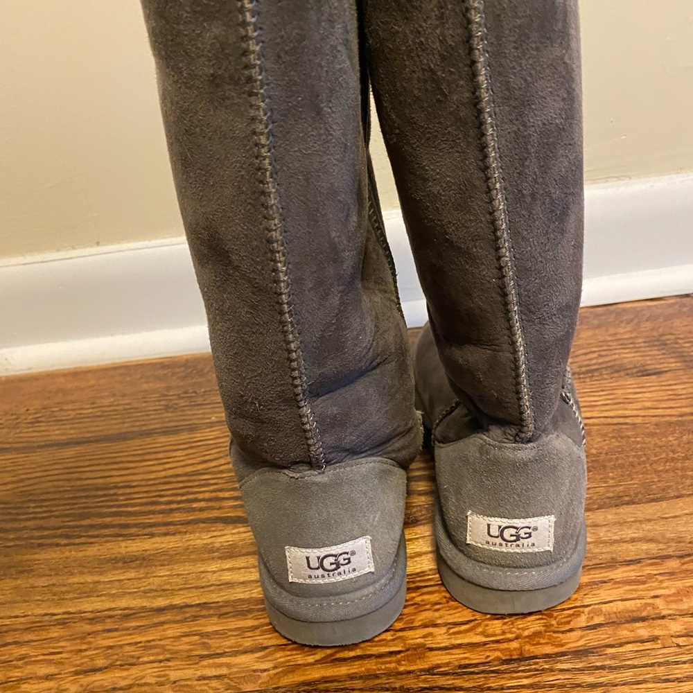 Ugg Classic Boot - image 6